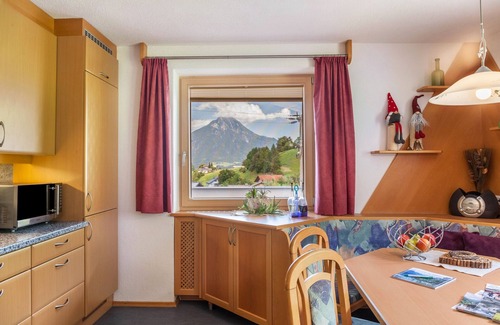 Imsterberg Apartment | Apartment "S'Peaters Imsterberg" with Mountain View, Shared Garden & Wi-Fi