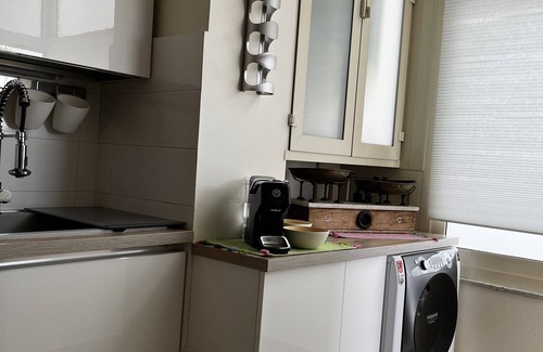 Giarre Apartment | Apartment 'Samia' with Sea View, Balcony and Air Conditioning