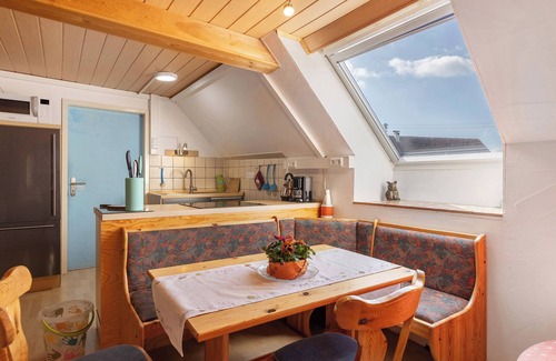 Reiselfingen Apartment | Apartment 'San Bol' with Shared Terrace, Shared Garden and Wi-Fi