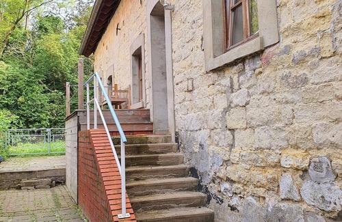 Wildbach Apartment | Apartment 'Schöne Wohnung Landhaus-Flair' with Private Terrace, Private Garden and Wi-Fi