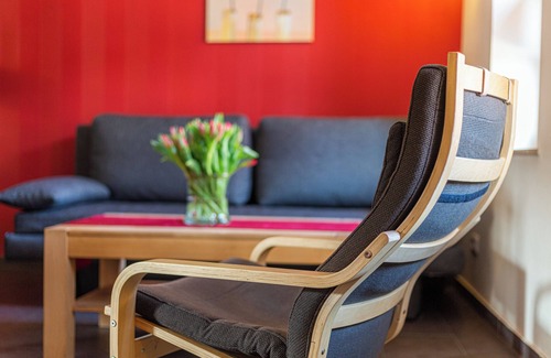 Naumburg Apartment | Apartment "Schlag Wohnung 2" with Wi-Fi, Terrace & Garden