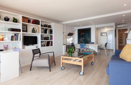 Tossa de Mar Apartment | APARTMENT SEA VIEWS on the BEACH