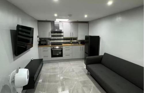 North End Apartment | Apartment-Sleeps3-Parking-Internet