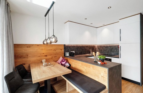Pfalzen Apartment | Apartment 'Sonnlicht' with Mountain View, Private Terrace and Wi-Fi