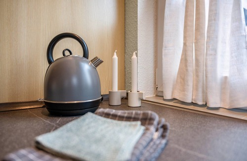 Leck Apartment | Apartment 'Steensen' with Private Terrace, Private Garden and Wi-Fi