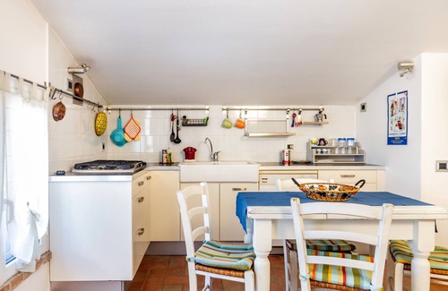 Grosseto Apartment | Apartment 'Stefano' with Shared Garden, Wi-Fi and Air Conditioning