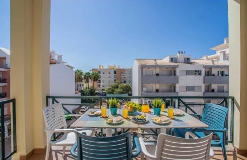 Armacao de Pera Apartment | Apartment Sunny Beach Diamond by Interhome