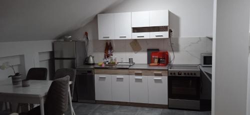 Bitola Apartment | Apartment-sweet home in town center