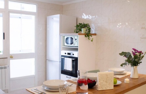 Lugo Apartment | Apartment 'Tata' with Balcony and Wi-Fi
