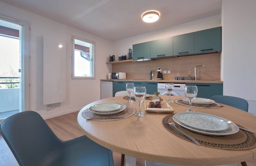 Gaillac Apartment | Apartment, terrace, pool, Netflix and WIFI