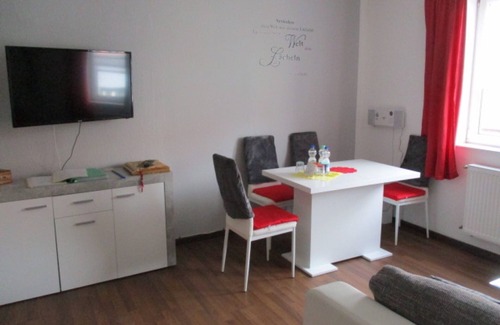 Gehren Apartment | Apartment 'Thüringer Wald' with Wi-Fi