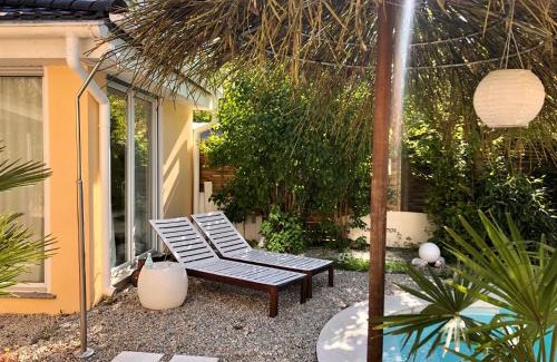 Petershagen House | Apartment TinyHouse mit Pool, Outdoor Whirlpool und Garten