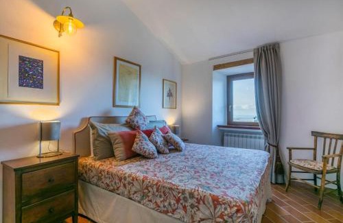 Casale Marittimo Apartment | Apartment Trilocale Casa nel Castello by Interhome