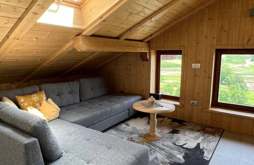 Castelfondo Apartment | Apartment Truma Swing Castelfondo with Shared Garden & Wi-Fi