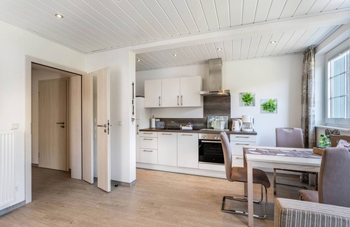 Ortsmitte Apartment | Apartment 'Typ 3' with Shared Garden, Balcony and Wi-Fi