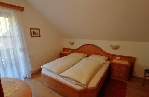 Steinfeld Bed & Breakfast | Apartment type Latschur - Waldpension Ranner
