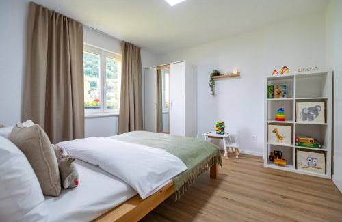 Jesenice Apartment | Apartment under the Larch