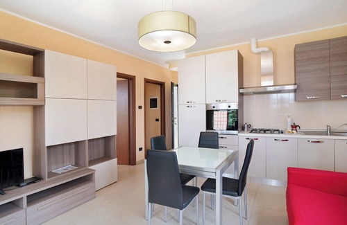 Vallebona Apartment | Apartment 'Vallebona' with Private Terrace and Wi-Fi