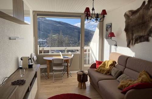 Les Claux Apartment | Apartment vars les claux near point show