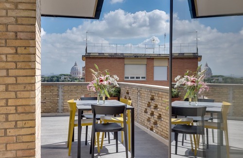 Quartiere XIII Aurelio Apartment | Apartment Vatican 5A | Terrace with view of Saint Peter's Basilica