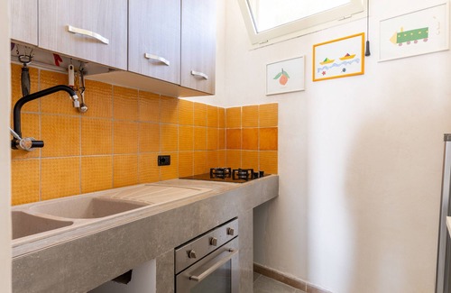 Monti D'arena-Bosco Caggione Apartment | Apartment 'Villa Salentu - Lu Ientu' with Sea View, Wi-Fi and Air Conditioning