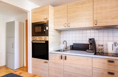 Eisenach Apartment | Apartment 'Villa Funcke' with Private Terrace and Wi-Fi