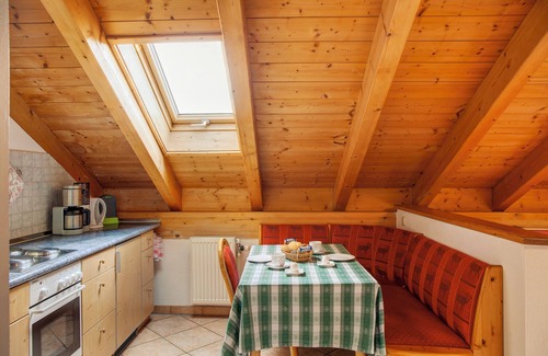 Obergrainau Apartment | Apartment 'Waxenstein' with Mountain View, Balcony and Wi-Fi