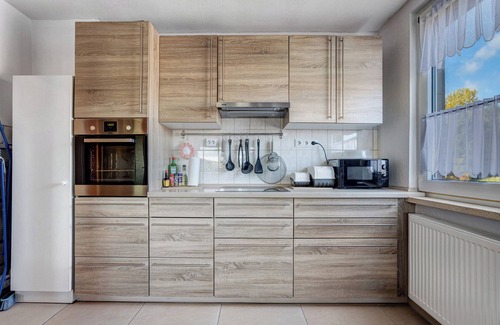 Winzlar Apartment | Apartment 'Winzenburg' with Shared Terrace, Shared Garden and Wi-Fi