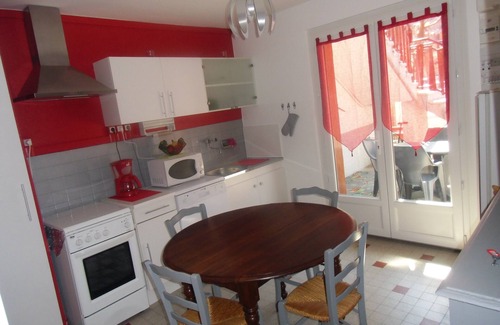 Le Bourg-d'Oisans Apartment | Apartment with closed bicycle storage and WIFI - Center of Bourg D'oisans