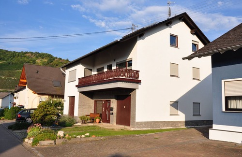 Niederemmel Apartment | Apartment with a beautiful view