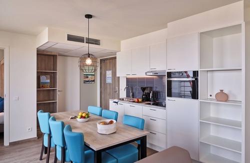 Zeebrugge Apartment | Apartment with balcony, close to the harbour