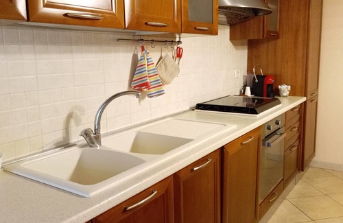 Mombaroccio Apartment | Apartment with beautiful view of the hills, between Pesaro and Fano