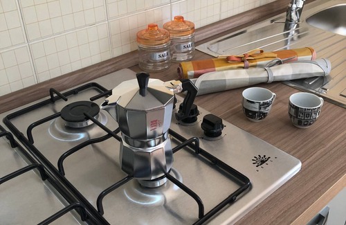Mondragone Apartment | Apartment with courtyard and private parking. Pets allowed :)