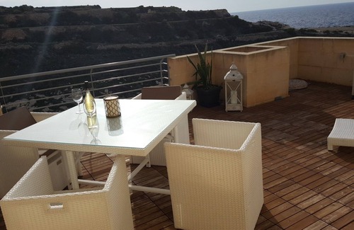 Xlendi Apartment | Apartment with Exceptional Sea and Cliff Views