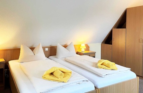 Lohsa Apartment | Apartment with extra bed for max. 4 people - Gasthof & Pension Zur Friedenseiche (Pension)