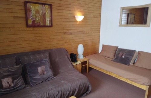 Macot-la-Plagne Apartment | Apartment with parking, near the slopes