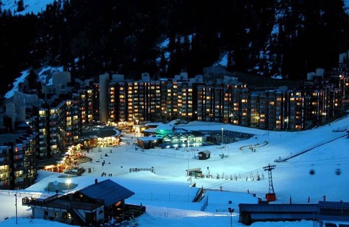 Macot-la-Plagne Apartment | Apartment with parking, near the slopes