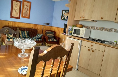 Mediano Apartment | Apartment with garden and views of the Pyrenees