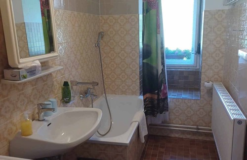 Murau Apartment | Apartment with garden use, parking, in the center of Murau, near the park.