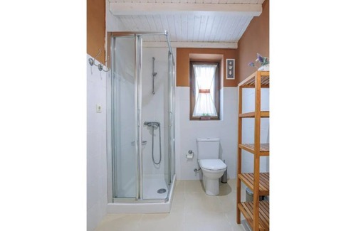 Lugo Apartment | Apartment with green area