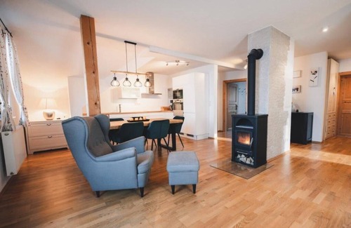Lackenhof Apartment | Apartment with in-house ski school and ski rental