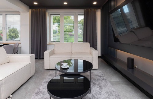 Orlowo Apartment | Apartment With Jacuzzi by Renters