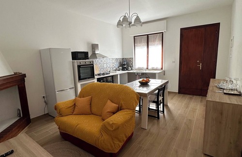 Calasetta Apartment | Apartment with patio Calasetta