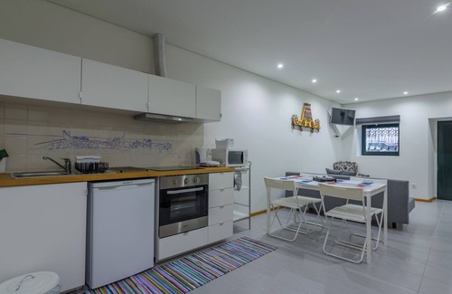 Ovar Apartment | Apartment with Patio Centro de Ovar