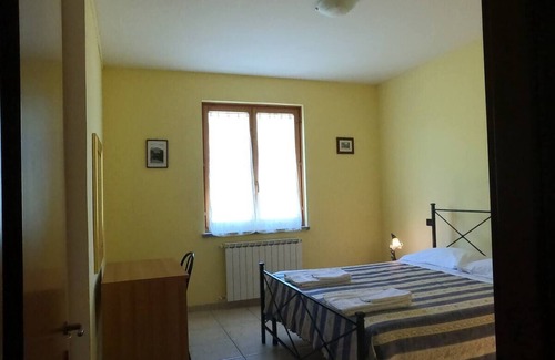 Nocera Umbra Other | Apartment with pool in farmhouse sleeps 5 with 2 rooms
