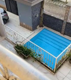 Bonapriso Apartment | Apartment with pool, hot water and cheap wifi