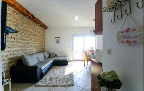 Tribanj Apartment | Apartment with sea view