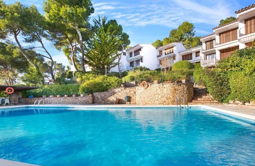Llafranc Apartment | Apartment with shared pool for 4 people