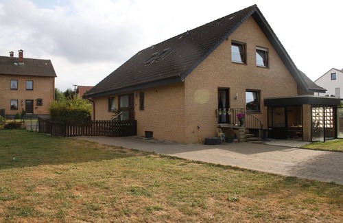 Spenge Apartment | Apartment with south-facing balcony in a 2 family house