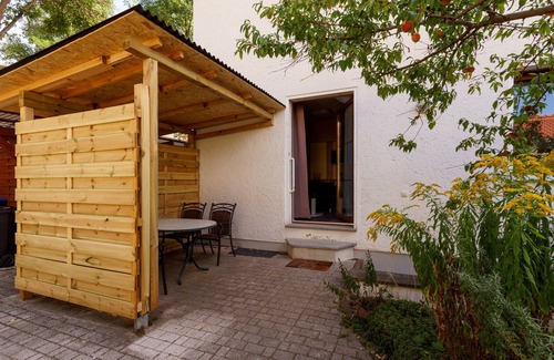 Arnstadt Apartment | Apartment with terrace and more!